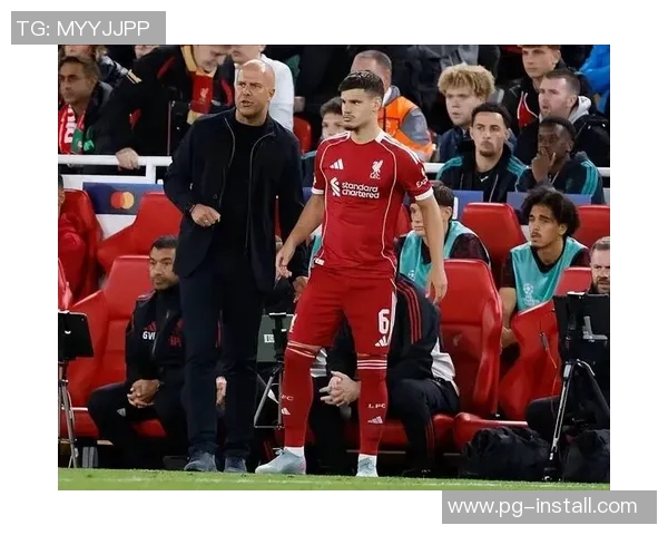 足总杯惊现冷门利物浦与里昂战平红牌事件引发全场热议