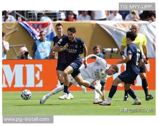 德甲激战：巴黎圣日耳曼大胜切尔西红牌事件引发全场热议与十大精彩进球回顾