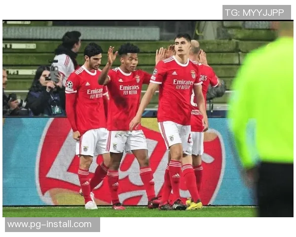 西甲精彩对决本菲卡大胜多特蒙德点球大战点燃全场激情与十大进球回顾 西甲精彩对决本菲卡大胜多特蒙德点球大战点燃全场激情与十大进球回顾