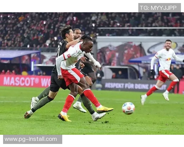 意甲激战莱比锡狂胜拜仁5-1帽子戏法点燃全场激情 意甲激战莱比锡狂胜拜仁5-1帽子戏法点燃全场激情