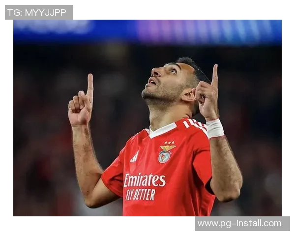 意甲精彩对决本菲卡狂胜多特蒙德帽子戏法引爆全场热情 意甲精彩对决本菲卡狂胜多特蒙德帽子戏法引爆全场热情