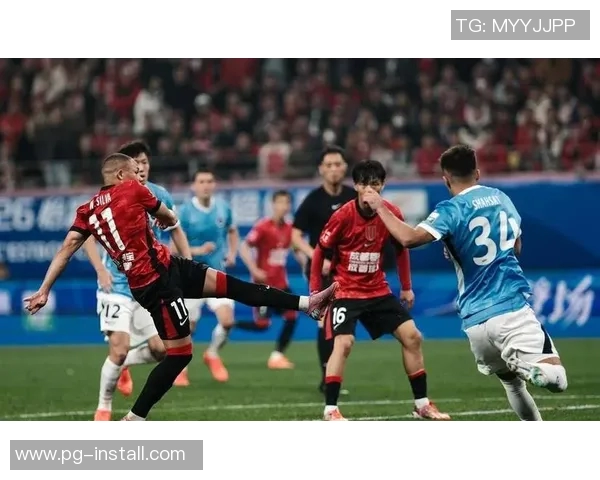 中超赛场惊现冷门尤文图斯大胜利物浦引发全场热议